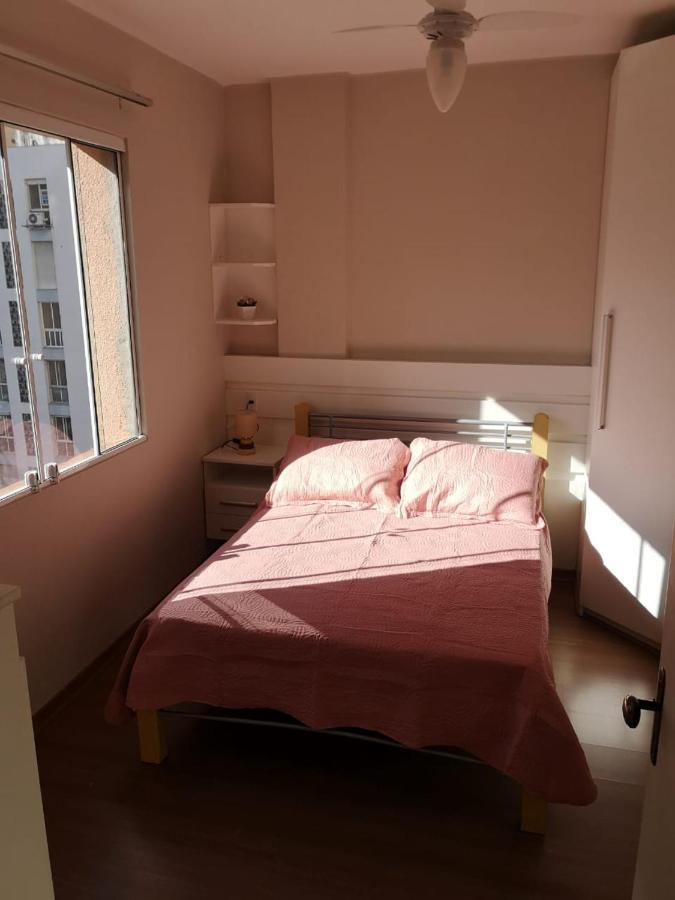 Ensolarado E Espacoso Quarto/Sala No Coracao De Poa 阿雷格里港 外观 照片